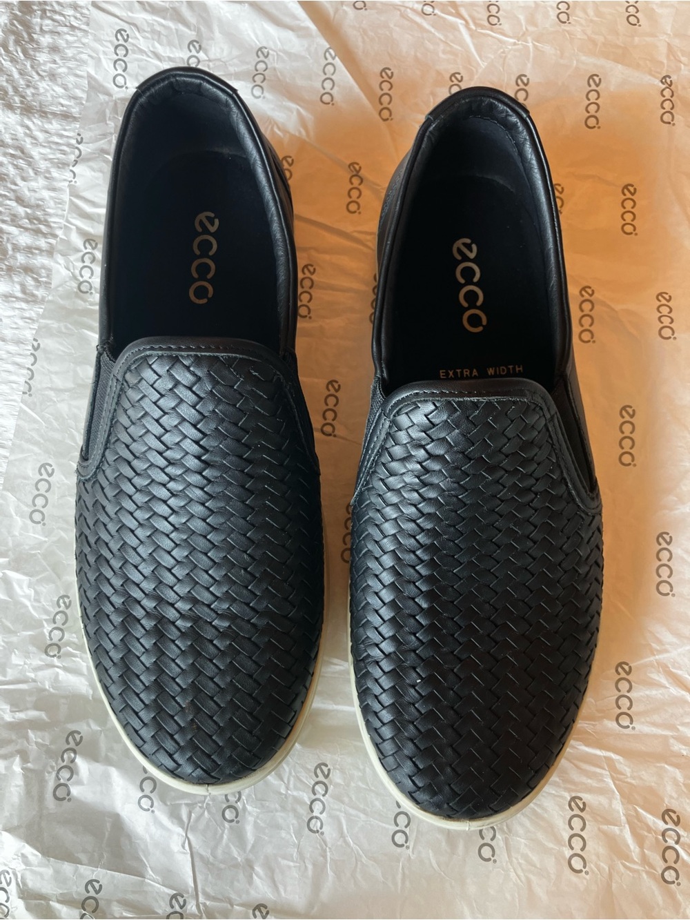 Ecco Black Woven Leather Slip-On Loafers